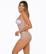 Camiseta Femenina con Broches